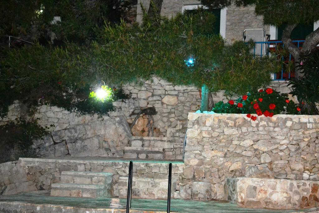 Apartments Villa Hraste Hvar هفار المظهر الخارجي الصورة