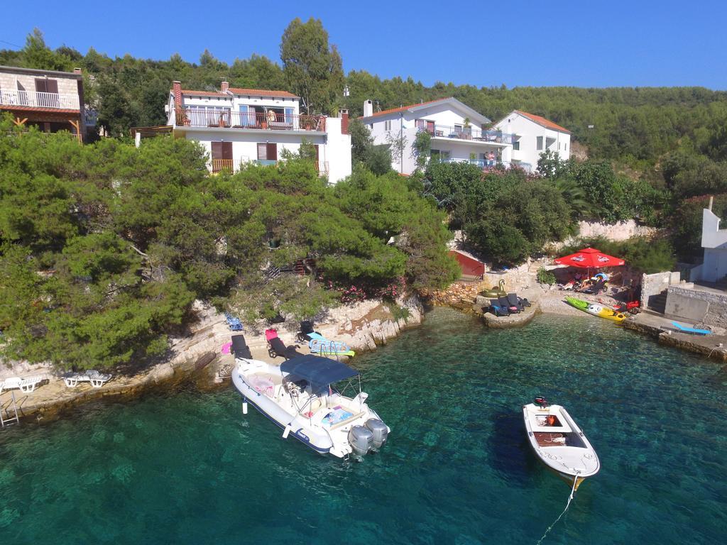 Apartments Villa Hraste Hvar هفار المظهر الخارجي الصورة