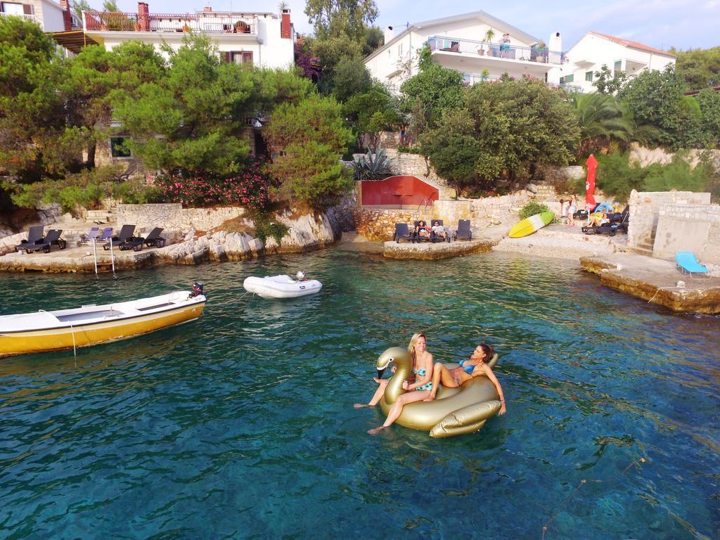 Apartments Villa Hraste Hvar هفار المظهر الخارجي الصورة