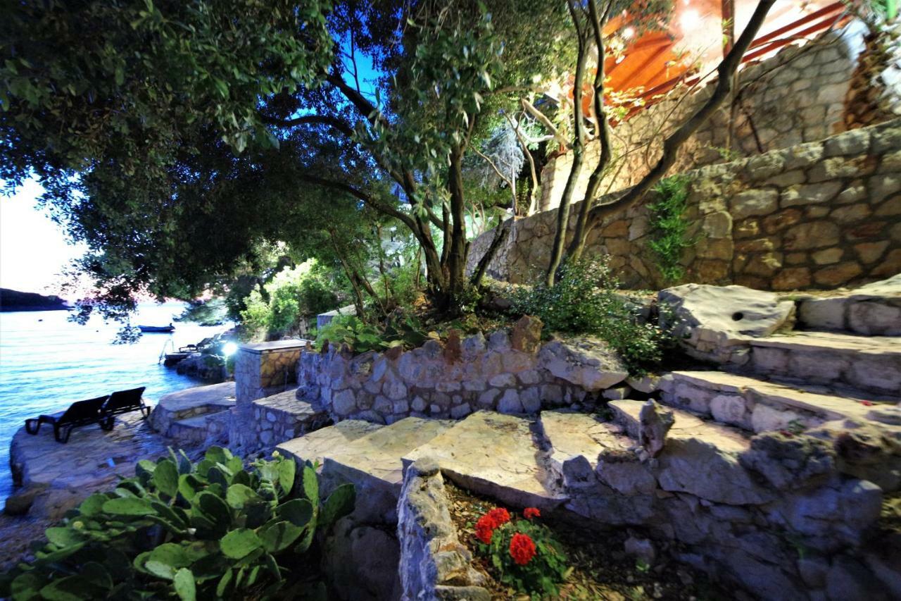 Apartments Villa Hraste Hvar هفار المظهر الخارجي الصورة